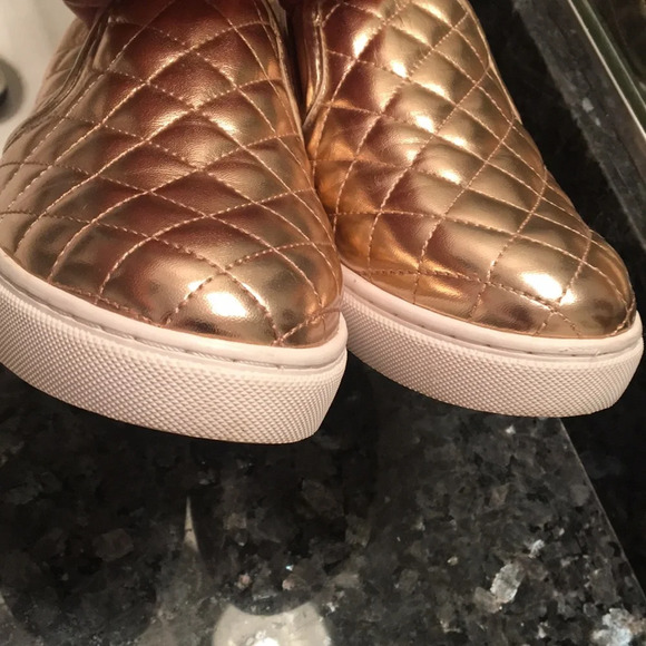 Steve Madden Ecentrcq Slip‎ on Shoes - Picture 2 of 7